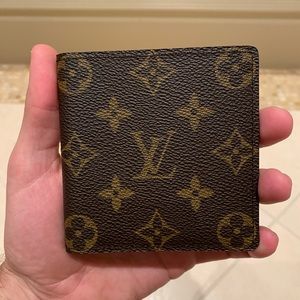 Louis Vuitton Men’s Wallet